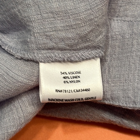 Wilbur Fisher Linen top. Size small. - Picture 3 of 4